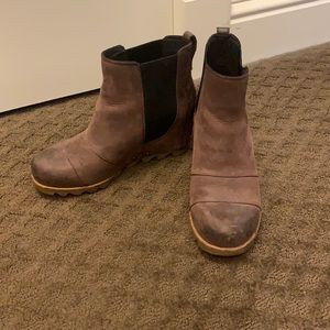 Sorel wedge boots